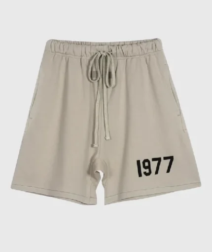Fear of God Essentials 1977 Logo Shorts Beige